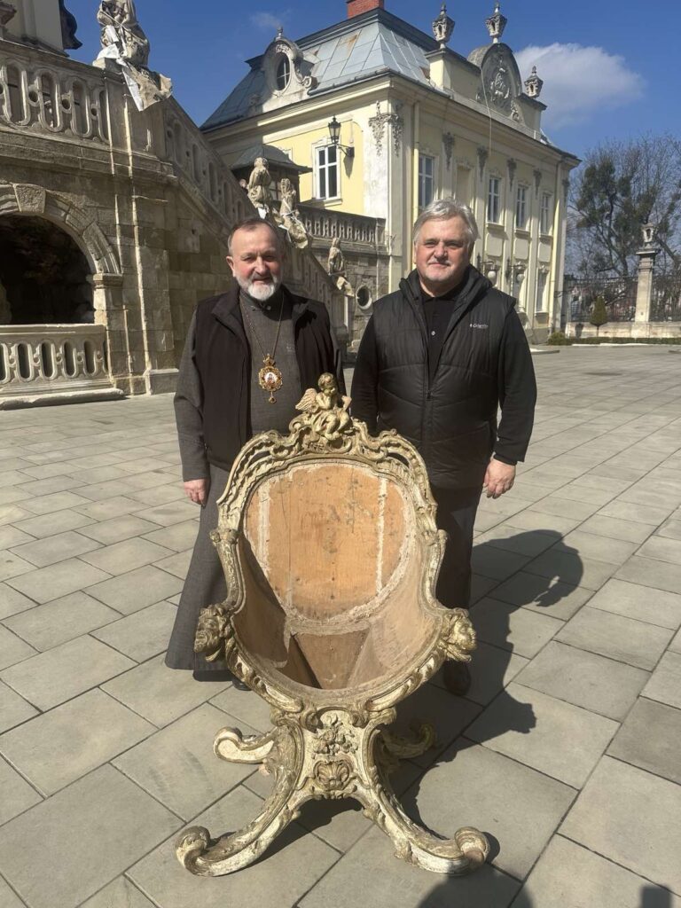 Львівський митрополит УГКЦ Ігор Возьняк і пастор львівської протестантської громади «Гетсиманія» Валерій Марченко, фото Львівської архиєпархії УГКЦ