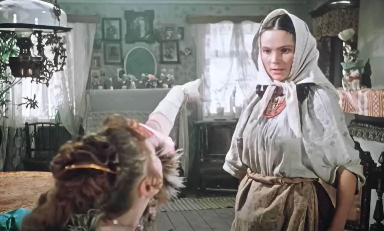 Таїсія Литвиненко у фільмі "За двома зайцями". Кадр з фільму