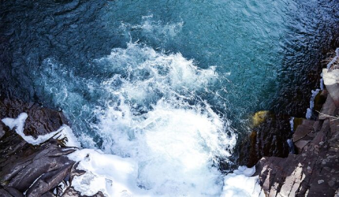 Багатоводдя та маловоддя: коли варто турбуватися?