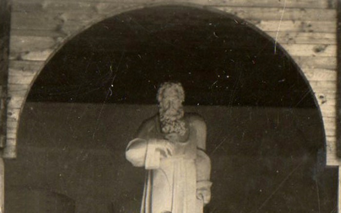 Пам’ятник Шептицькому, встановлений у дворі Духовної семінарії, 1930-ті рр. 