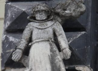 Шольц, вікно, Анчевський і Зиморович, або кому у Львові жити важко