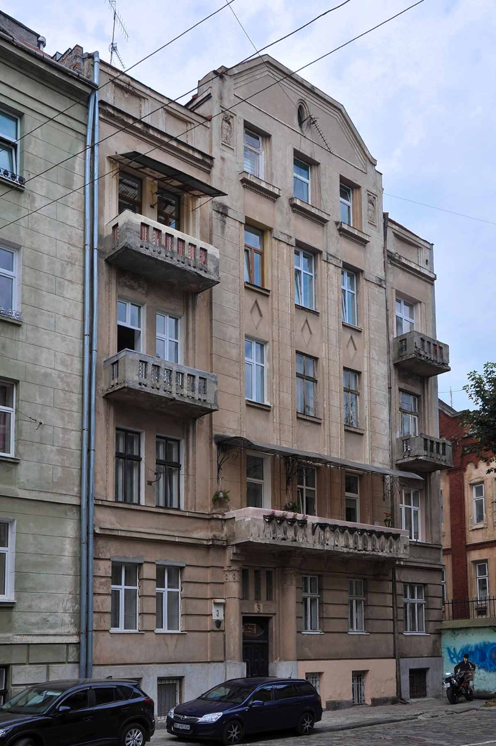 Прибутковий будинок Йосипа Делькевича Львові на площі Шашкевича, 3