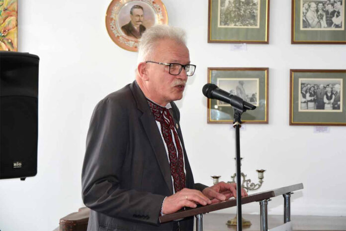 Петро Галущак