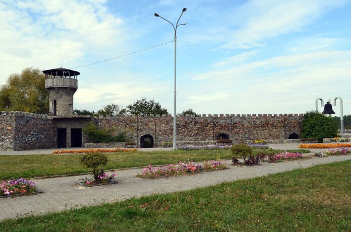 Про що княжна Острозька писала до митрополита Рутського, чому вона тікала від Хмельницького і який казус стався на її похороні? Про що княжна Острозька писала до митрополита Рутського, чому вона тікала від Хмельницького і який казус стався на її похороні?