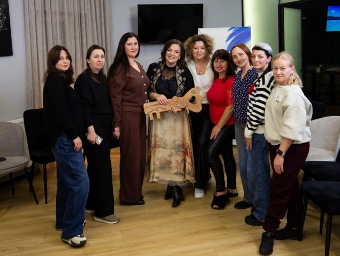 Відома українська психологиня Наталія Холоденко стала амбасадоркою проєкту Recovery Camp