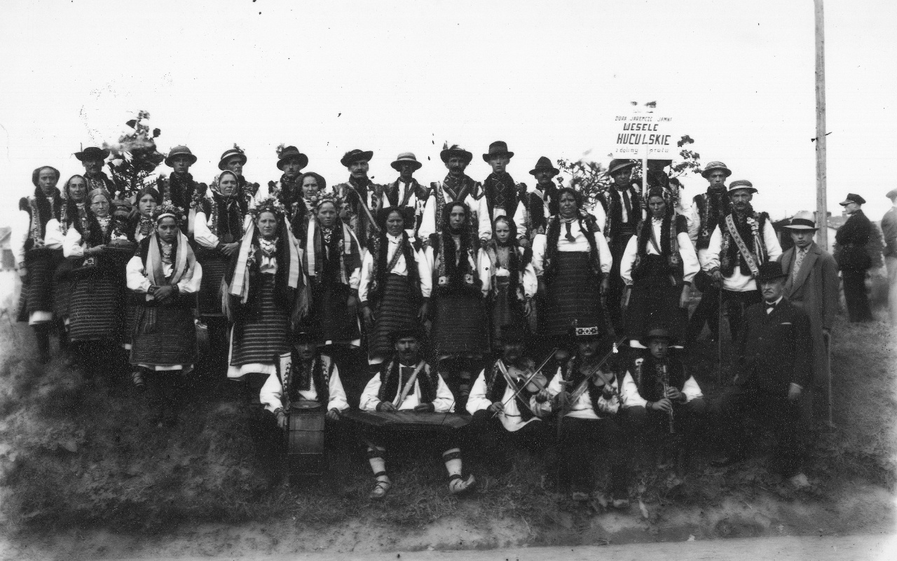 Гурт «Гуцульське весілля» на Східних Торгах