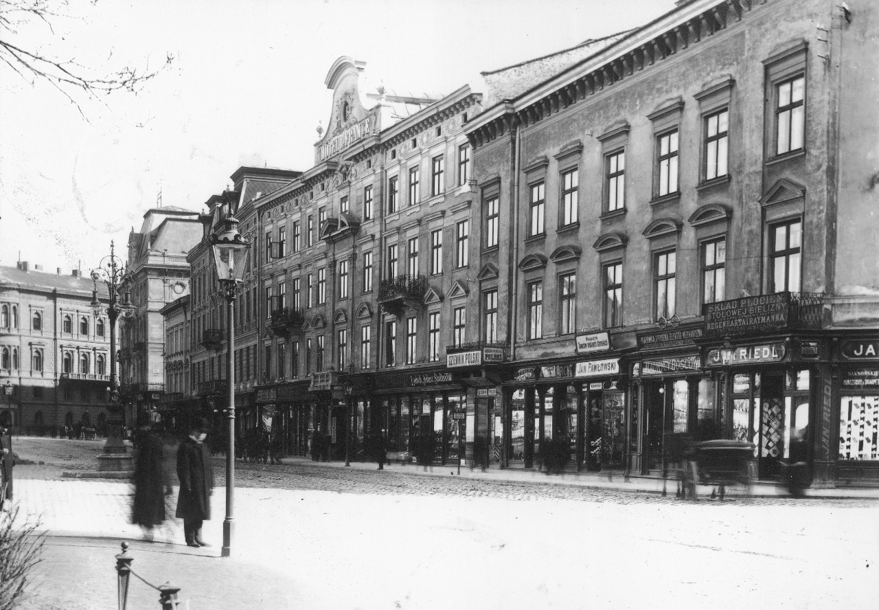 Готель de France