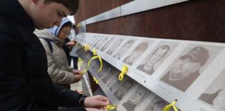 У Львові Провели Акцію «Жовта Стрічка» До Дня Гідності Та Свободи