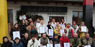 У Славську приготували понад 300 літрів «Гетьманського борщу»