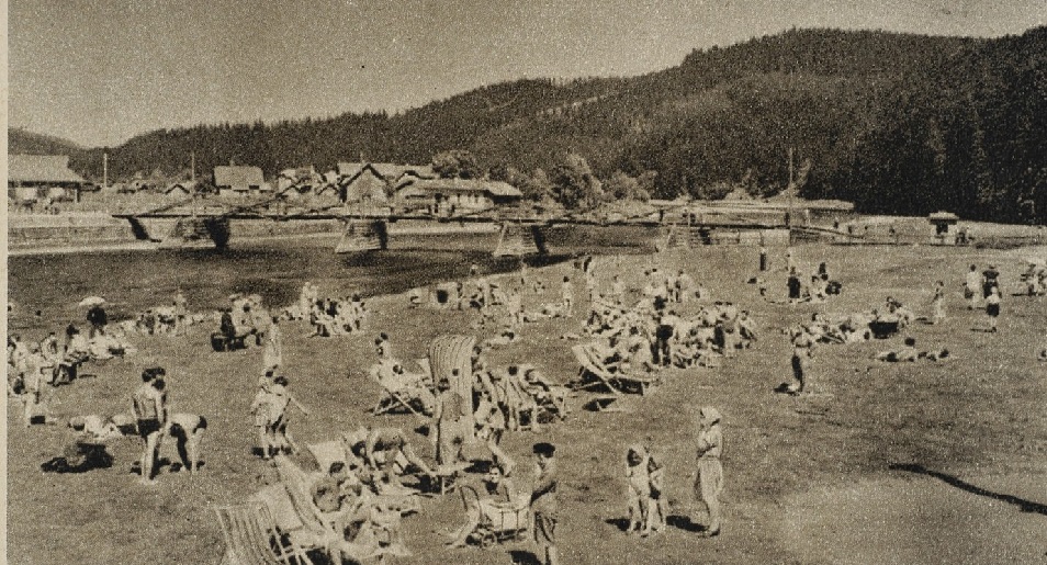 Пляж в Сколе, 1920-ті рр.