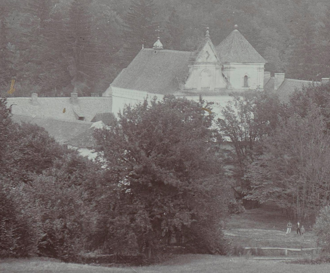 Унівська Лавра на фото 1903 року