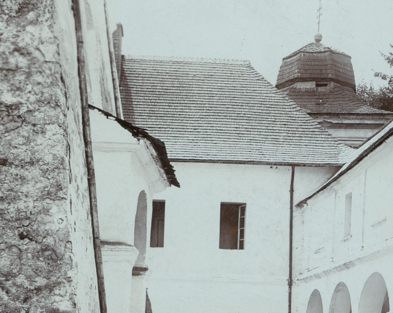 Унівська Лавра на фото 1903 року