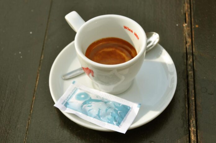 Приготування кави при правильній температурі води покращує її смак і баланс / фото Вікіпедія