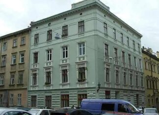 Будинок виходить одним фасадом на вулицю Ставропігійську, іншим – на вулицю Федоровича. Фото зі сайту “Прадідівська слава”