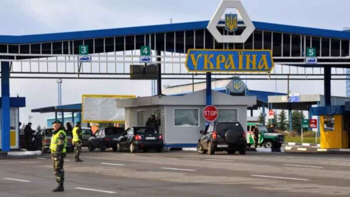 Митниця. Фото: УНІАН