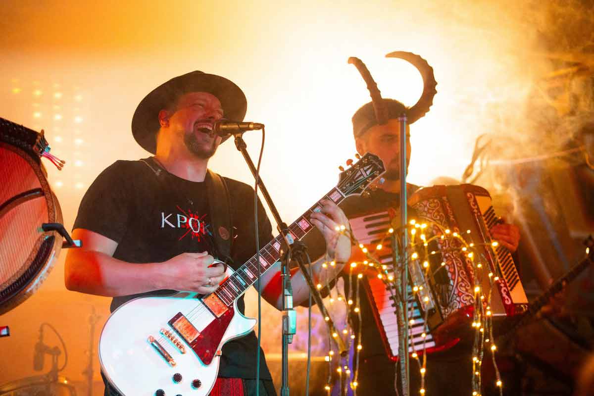 Гурт “КРОКІС” презентував сингл “Чортяки”