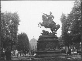 Львів очима данського вченого та мандрівника: урочисте відкриття пам’ятника королю