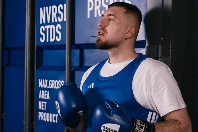 VOLODIN презентував сингл «КУПІДОН-СТАЖЕР»