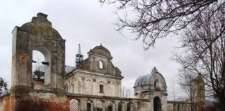 Костел Внебовзяття Пресвятої Діви Марії у селі Білий Камінь