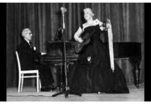 Під час одного з концертів у повоєнній Варшаві