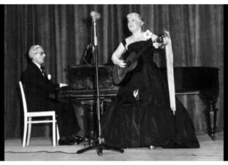 Під час одного з концертів у повоєнній Варшаві