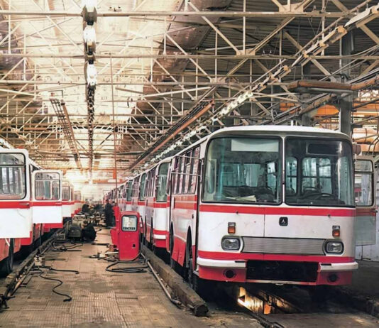 Львівський автобусний завод