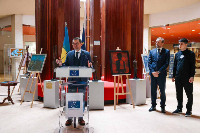 Артур Котик відкрив виставку в Раді Європи